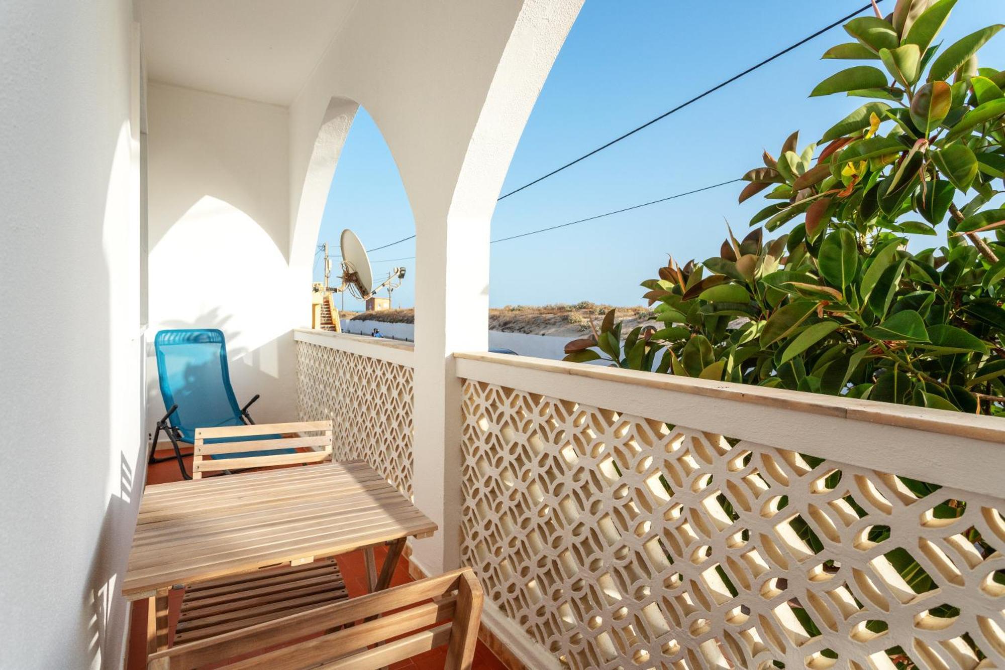 Blife Faya Private Rooms Faro Exterior photo